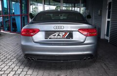 Audi S5 4.2 FSI quattro, Drive select, B&O sound, CZ