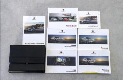 Porsche Panamera Turbo, bicolor interiér, sport chrono, PDCC