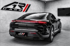 Porsche Taycan PASM, kamera, Keyless
