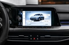 Volkswagen Golf R 20 Performance limited edition, Akrapovič, SKLAD