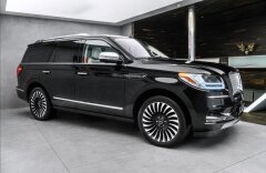 Lincoln Navigator Black Label