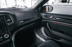 Renault Mégane 1,8 R.S. TROPHY, BOSE, KW V3