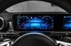 Mercedes-Benz A 200 AMG line