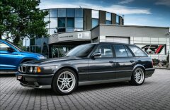 BMW M5 E34 Touring, manuál 6st.