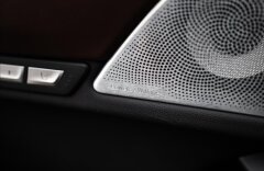 BMW Řada 7 6,6 M760 i L xDrive V12, PANORAMA, B&W