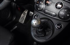 Abarth 500 695 XSR Yamaha Edition, karbon, Akrapovič