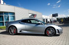 Ferrari F430 4,4 F1 Keramické brzdy