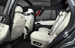 BMW X7 xDrive30d M paket, pano, laser, nezávislé, CZ