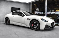 Maserati Granturismo Modena V6 AWD, Matrix, head-up, CZ