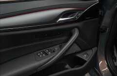 BMW M5 4,4 COMPETITION, KERAMICKÉ BRZDY, LASER, H/K, ZÁRUKA