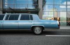 Cadillac Fleetwood 5,0 COMMODORE
