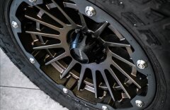 Ford F-150 Raptor SVT 6,2L, 306kW