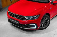 Volkswagen Passat 1,4 VARIANT GTE, HEAD-UP, LED-MATRIX