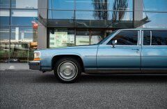 Cadillac Fleetwood 5,0 COMMODORE