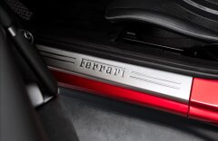 Ferrari 812 812 Superfast, rosso fuoco