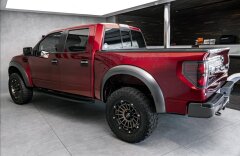 Ford F-150 Raptor SVT 6,2L, 306kW