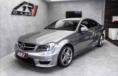 Mercedes-Benz Třídy C C63 amg coupe V8 6,3