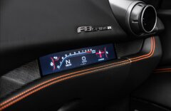 Ferrari F8 3,9 F8 spider V8, Lift, racing sedačky, kamera, CZ