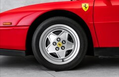 Ferrari Mondial šíbr, bikolor