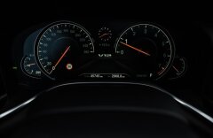BMW Řada 7 6,6 M760 i L xDrive V12, PANORAMA, B&W