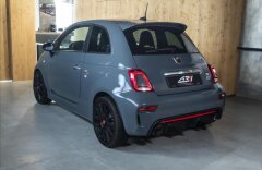 Abarth 500 695 XSR Yamaha Edition, karbon, Akrapovič