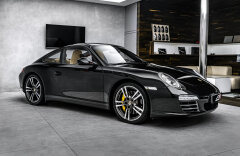 Porsche 911 3.8 Carrera 4S PDK, keramiky, top stav