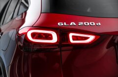 Mercedes-Benz GLA 200d 4Matic AMG, Premium, Multibeam
