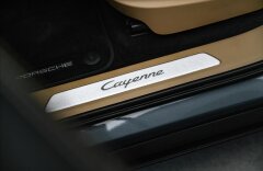 Porsche Cayenne 3.0 V6, noční, panorama, nezávislé, head-up, CZ