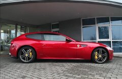 Ferrari FF Garantie 11/2016, Rosso Maranello