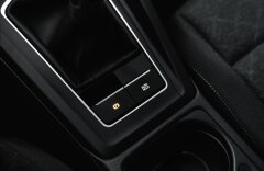 Volkswagen Golf 1,0 VIII, LIFE, KAMERA, ŤAŽNÉ ZARIADENIE, NOVÉ
