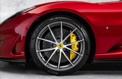 Ferrari 812 6,5 GTS V12, lift, karbon, 360°, Alcantara/karbon