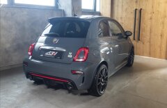 Abarth 500 695 XSR Yamaha Edition, karbon, Akrapovič