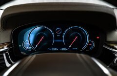 BMW Řada 5 540i xD Touring, Sport line, Individual