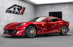 Ferrari 812 6,5 GTS V12, lift, karbon, 360°, Alcantara/karbon
