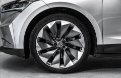 Škoda Enyaq iV 80 Suite, Sport paket, Panorama