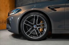 BMW M5 4,4 COMPETITION, KERAMICKÉ BRZDY, LASER, H/K, ZÁRUKA
