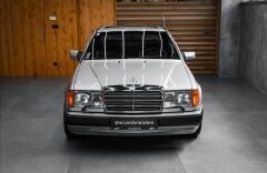 Mercedes-Benz 3,0 300 CE, NOVÝ SERVIS, TOP STAV