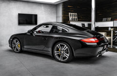 Porsche 911 3.8 Carrera 4S PDK, keramiky, top stav