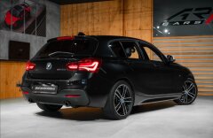 BMW Řada 1 3,0 M140i xDrive, H/K, KAMERA, ADAPTÍVNY PODVOZOK