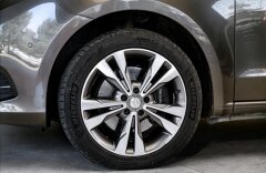 Mercedes-Benz Třídy V AVANTGARDE 250d XL 4MATI, TV, nosiče, full
