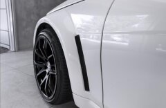 Mercedes-Benz Třídy C C63 AMG coupe black series optik paket