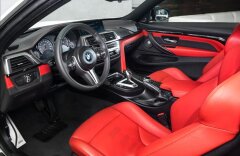 BMW M4 Coupe, aut., head-up, CZ verze SW