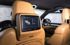 Porsche Cayenne Diesel, vzduch, DVD, PDLS, CZ