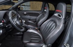 Abarth 500 695 XSR Yamaha Edition, karbon, Akrapovič