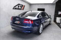Audi A8 4.2 TDI quattro, B&O, ACC, masáže, softclose