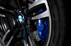 BMW M4 Coupe, aut., head-up, CZ verze SW