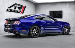 Ford Mustang 5,0 V8 GT automat