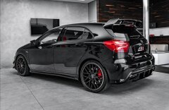 Mercedes-Benz Třídy A A 45 AMG 4Matic, AMG Aero paket, Performance