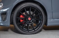 Abarth 500 695 XSR Yamaha Edition, karbon, Akrapovič