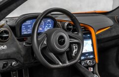 McLaren 720S V8 Bi-Turbo, Lift, karbon paket, B&W